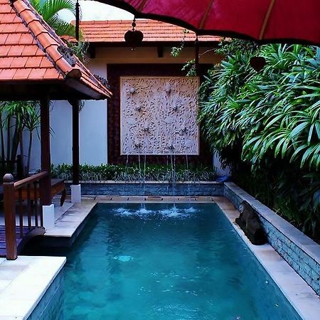 Villa Heliconia Семіньяк Екстер'єр фото