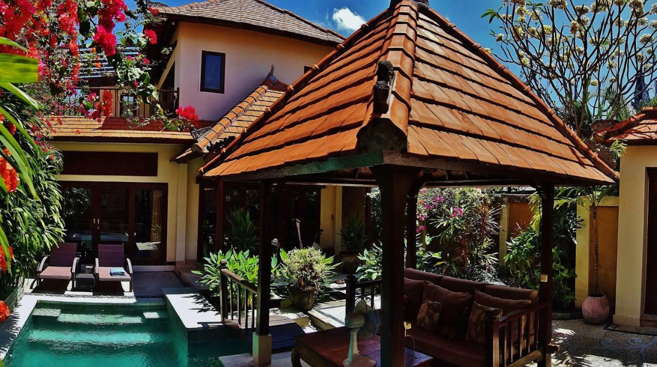 Villa Heliconia Семіньяк Екстер'єр фото